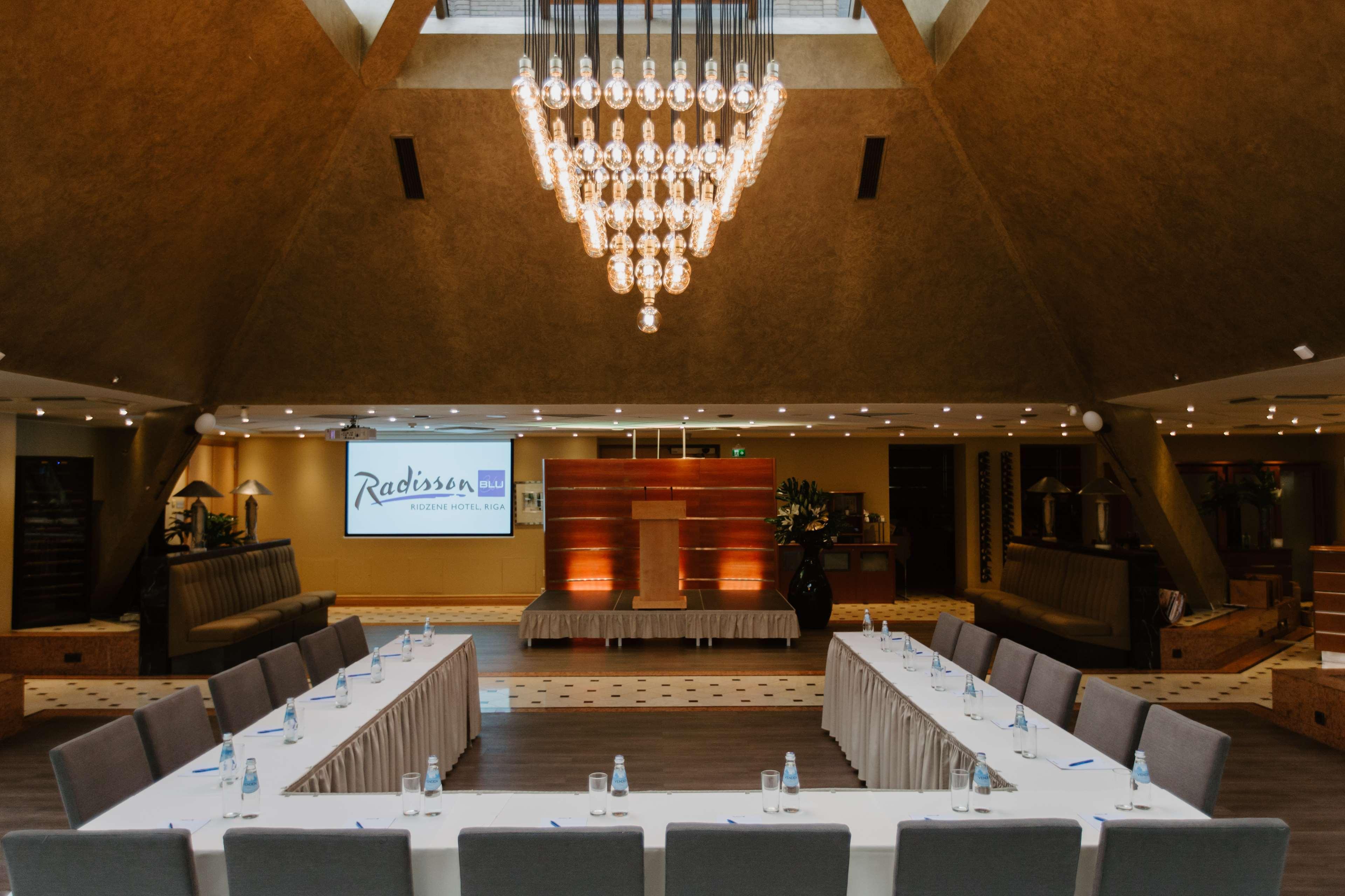 Radisson Blu Ridzene Hotel, Hotelli 4*