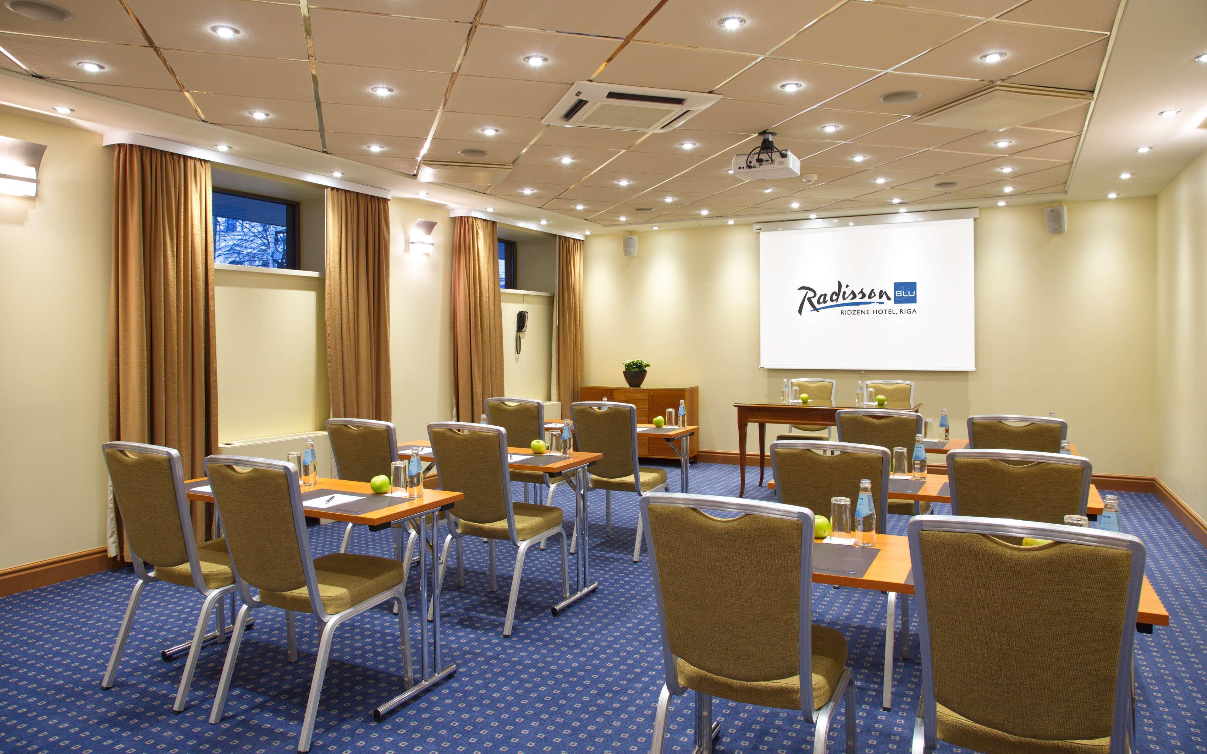 Radisson Blu Ridzene Hotel, Hotelli 4*