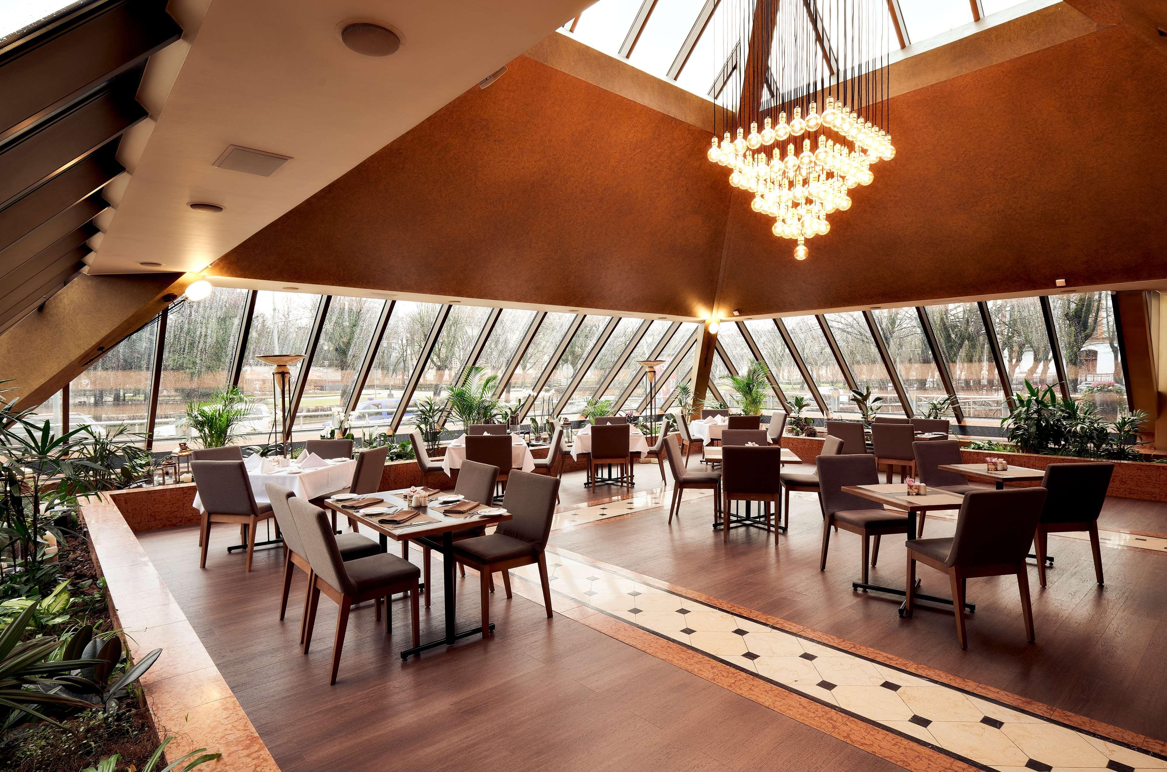 Radisson Blu Ridzene Hotel, 4* Riika