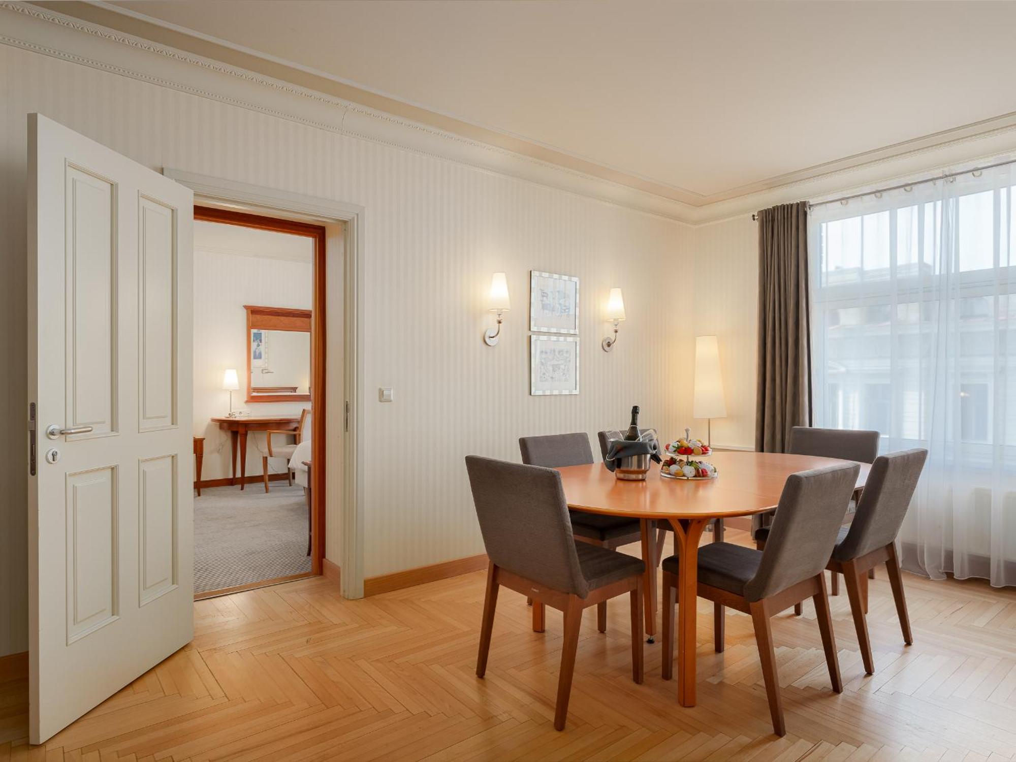 Hotelli Radisson Blu Ridzene Hotel, 4*